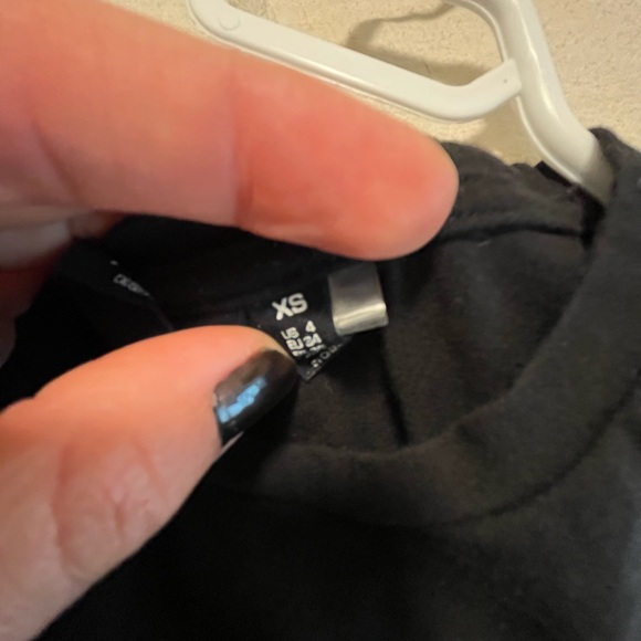 The upside tank top - Picture 3 of 3